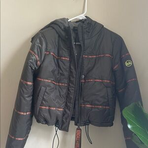 Kendall & Kylie crop olive Puffer Jacket size xs New no tag